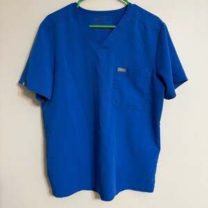 FIGS Catarina One-Pocket Scrub Top in Royal Blue Nurse Medical